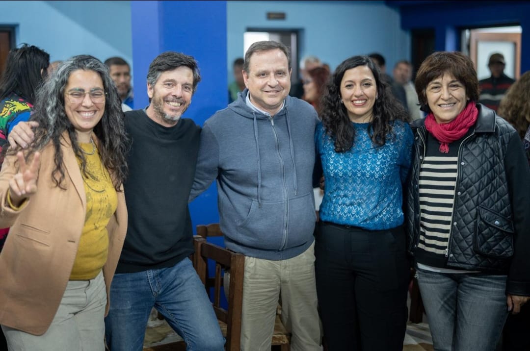 Leila Chaher: "a los que trabajaron en la división del peronismo , y haber logrado que el peronismo pierda una banca. Les decimos a todos los compañeros que mañana empieza la reconstrucción del Partido Justicialista"