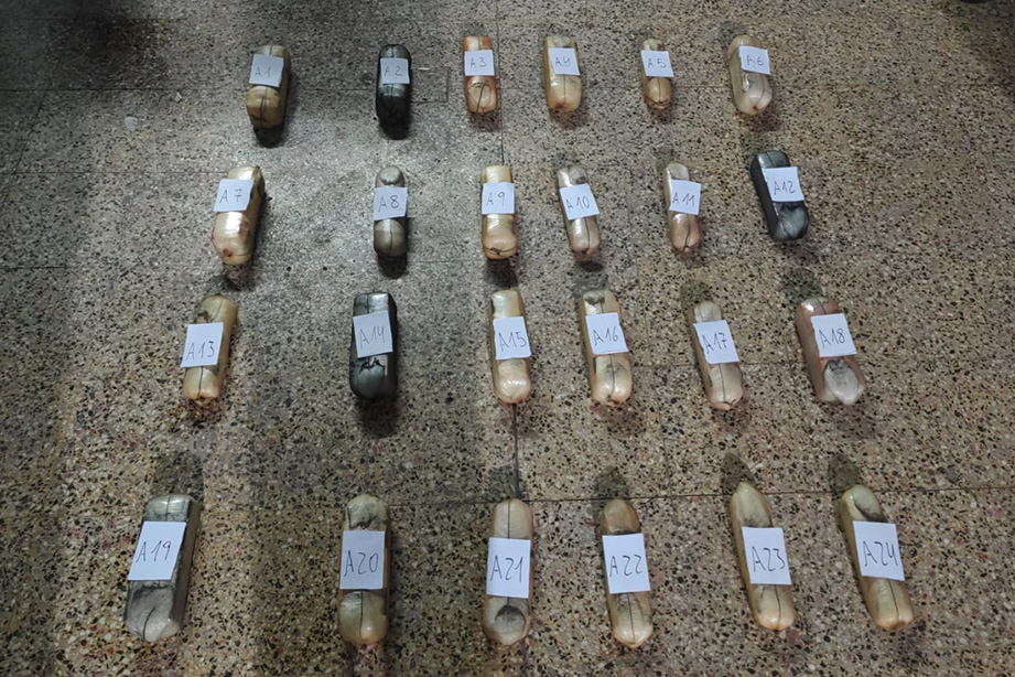 Jujuy: imputan a una pareja por organizar y financiar un transporte de más de 48 kilos de cocaína en dos autos