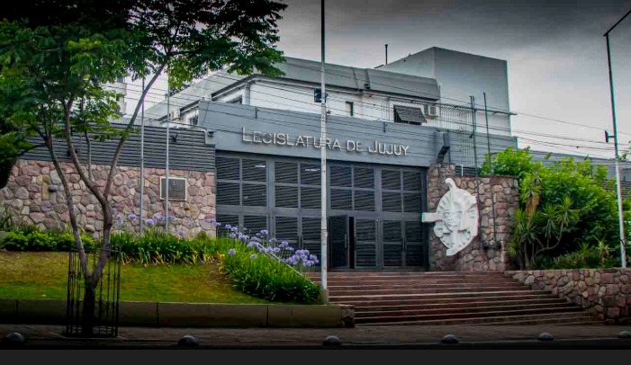 ¿Por qué no hay sesiones ordinarias en la legislatura de Jujuy? Dentro de poco se cumple un mes